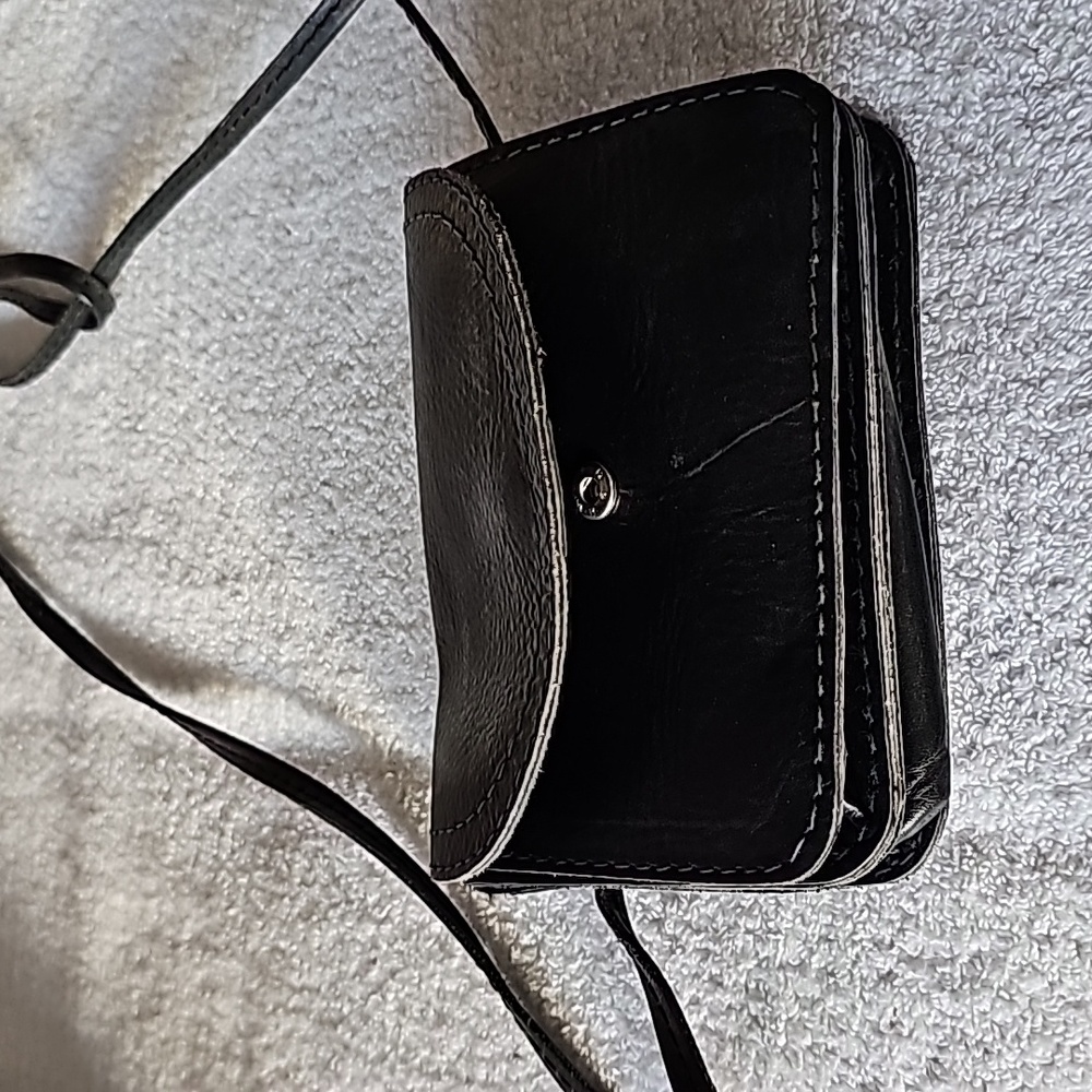 BARGANZA CROSSBODY PURSE